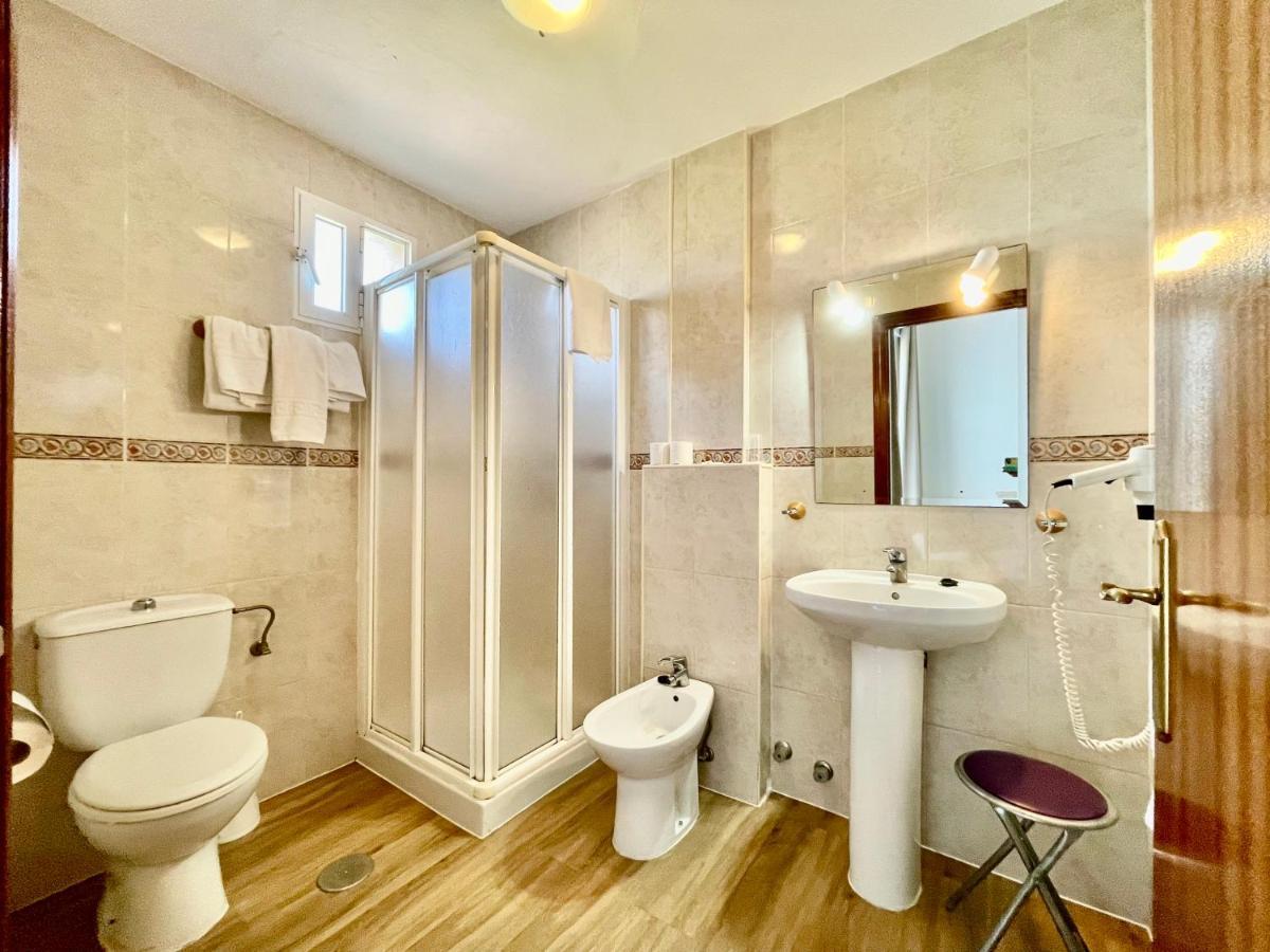 Hotel Balneario Fuentes Del Trampal Carmonita Екстериор снимка