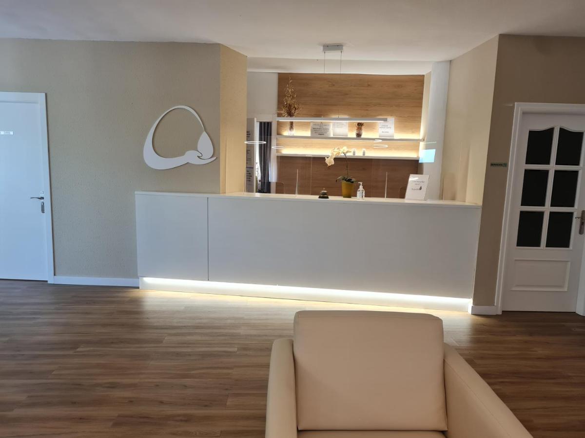 Hotel Balneario Fuentes Del Trampal Carmonita Екстериор снимка