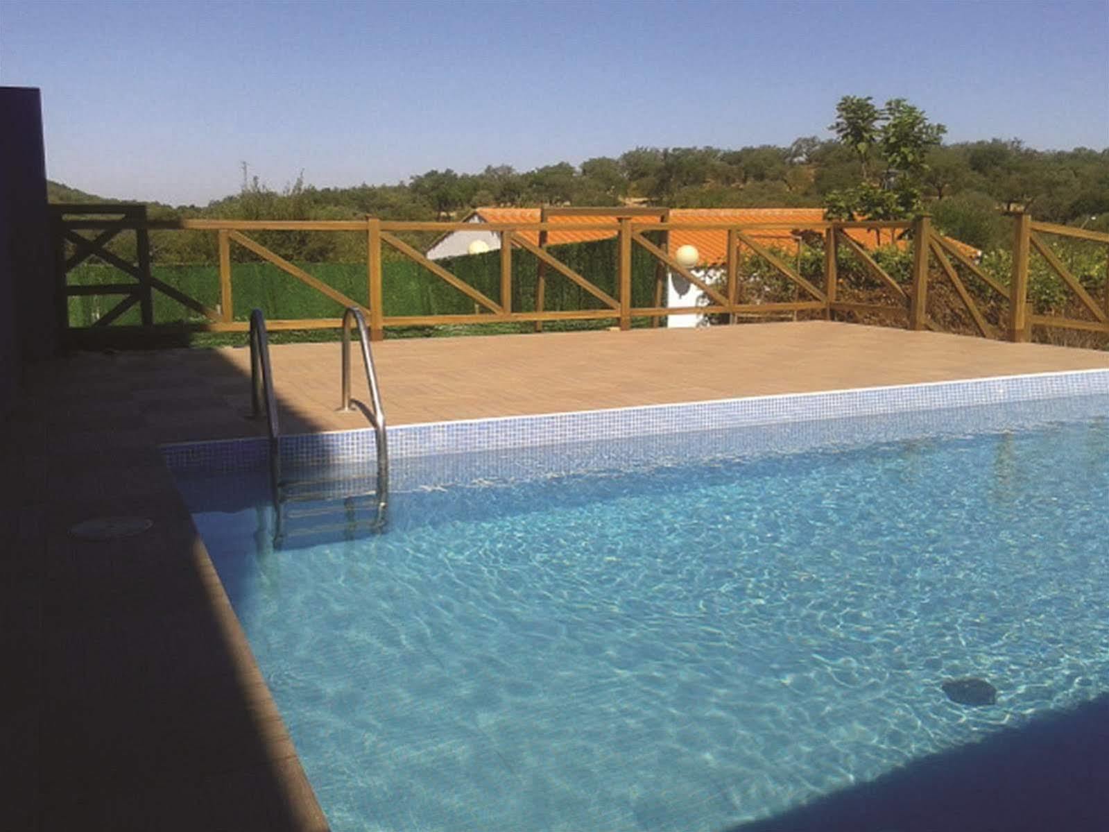Hotel Balneario Fuentes Del Trampal Carmonita Екстериор снимка